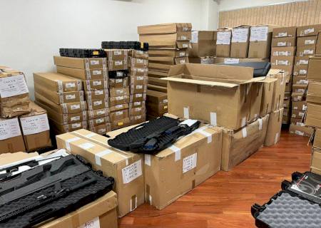 PF faz operação para prender 31 suspeitos de vender 43 mil armas a facções brasileiras